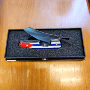 Le Petit Special Series Cuba Flag Dark Cigar Knife - Image 2