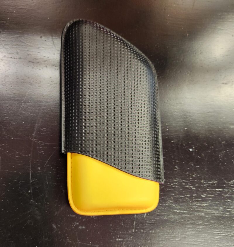 Cigar Case Angle Type Yellow/Blk - 3ct