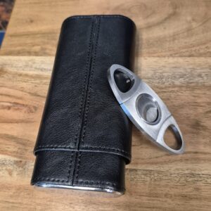 Cigar Case Metal Top Black w/Cutter  - 3ct - Image 2