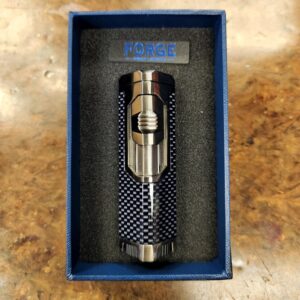 Forge Majestic 4 Jet Lighter - Carbon - Image 2