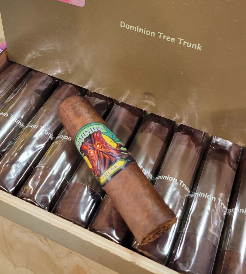 Dominion Tree Trunk - Single