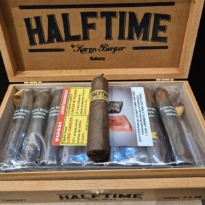 Karen Berger Halftime Habano - Single