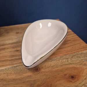 Adorini Cigar Ashtray Drop Shape White/Gold - 1ct